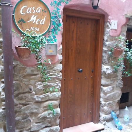 Casa Med Holiday Home Isolabona Eksteriør billede